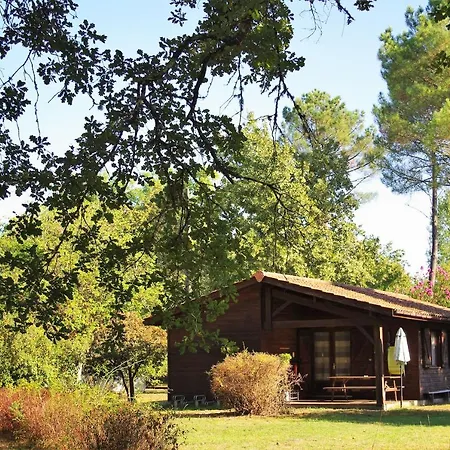 Les Chalets Du Gelat, Nature Et Calme Noaillan Exterior photo