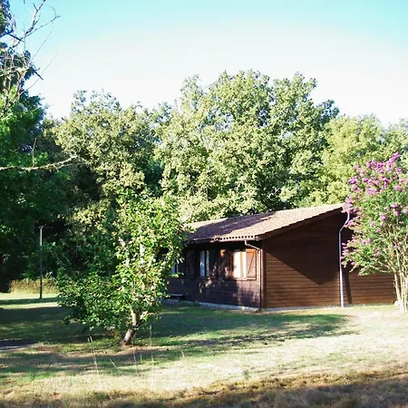 Les Chalets Du Gelat, Nature Et Calme Noaillan Exterior photo
