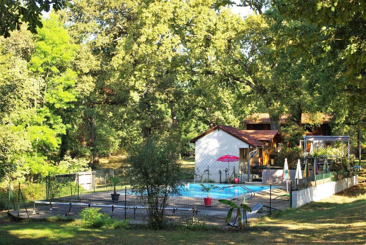 Les Chalets Du Gelat, Nature Et Calme Holiday home *